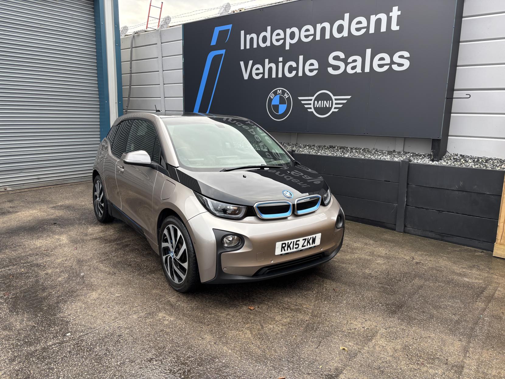 BMW i3 Hatchback 5dr Petrol Plug-in Hybrid Auto Euro 6 (s/s) (Range Extender) (170 ps)