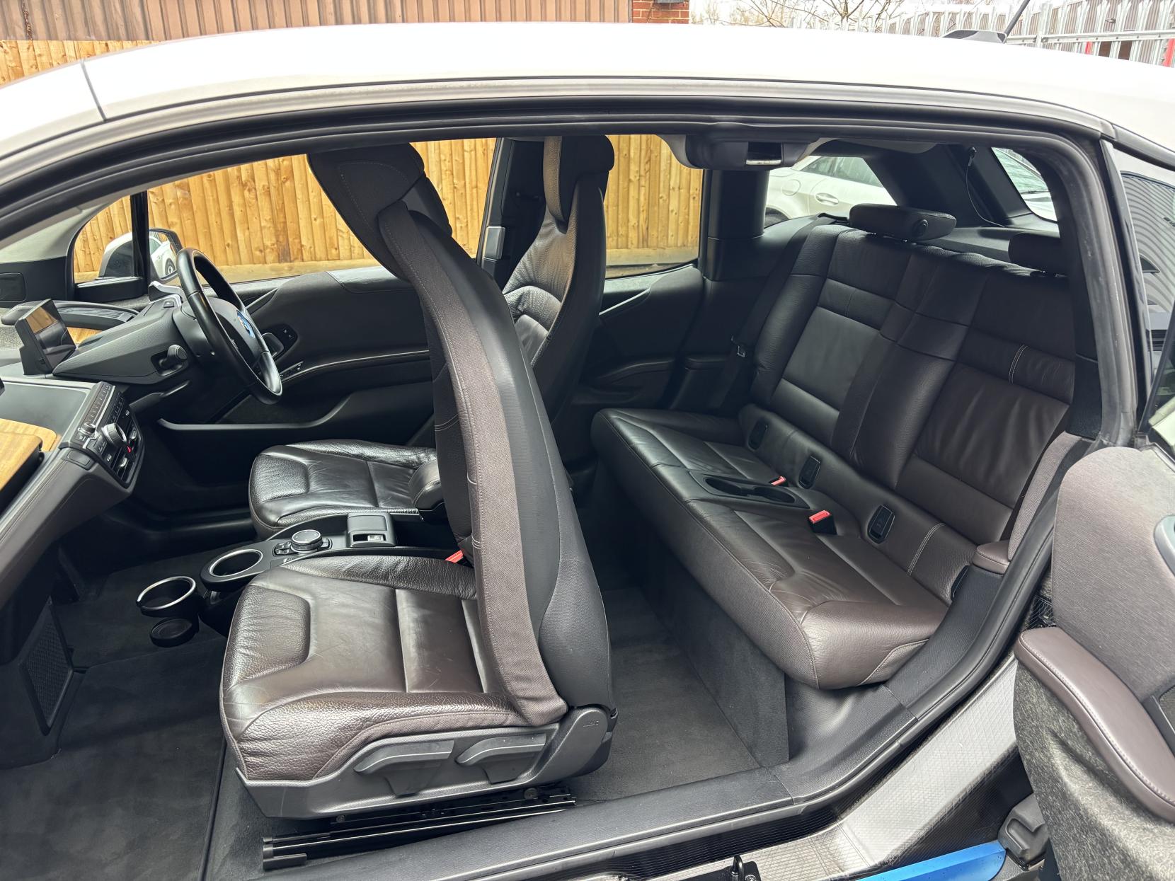 BMW i3 Hatchback 5dr Petrol Plug-in Hybrid Auto Euro 6 (s/s) (Range Extender) (170 ps)