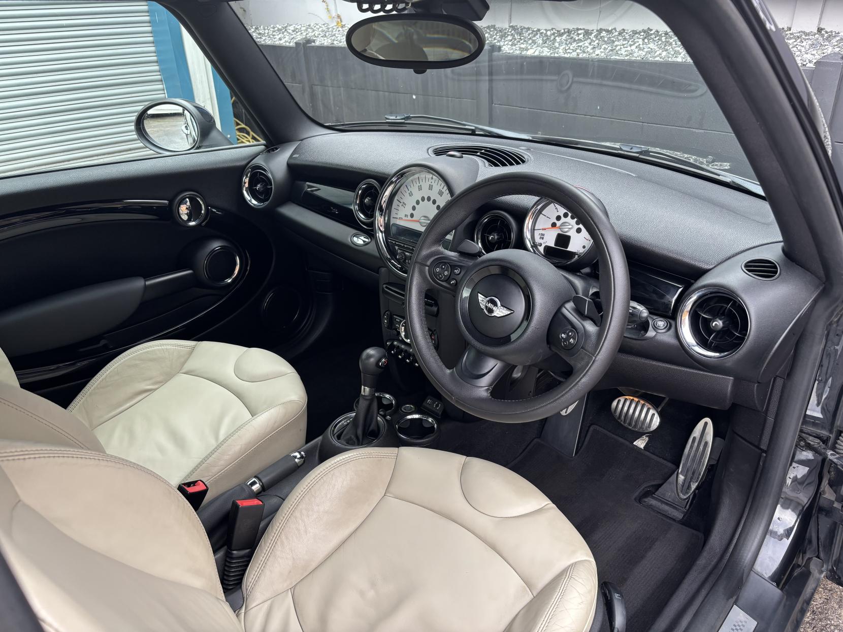 MINI Hatch 2.0 Cooper SD Hatchback 3dr Diesel Auto Euro 5 (143 ps)