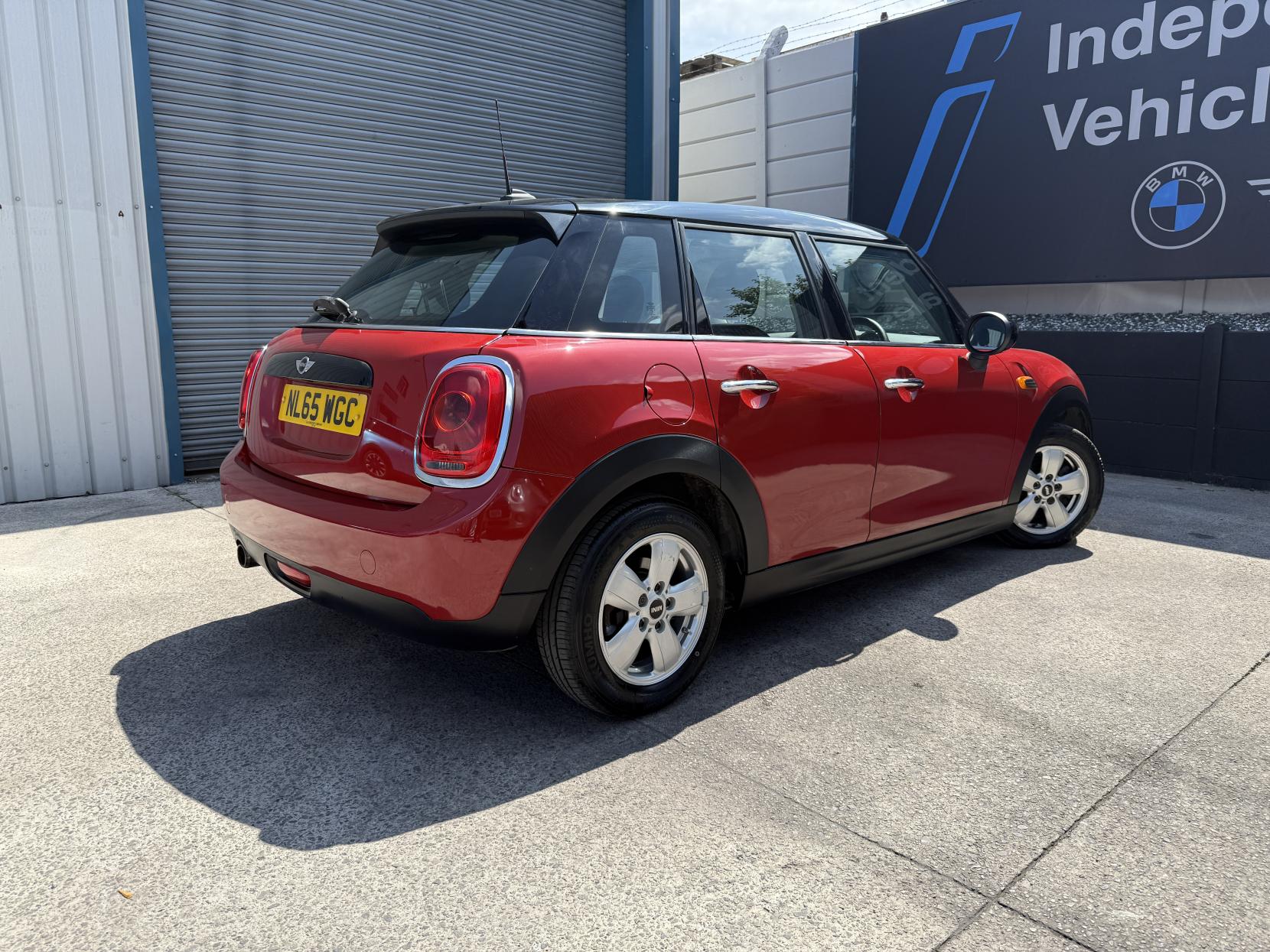 MINI Hatch 1.5 Cooper D Hatchback 5dr Diesel Manual Euro 6 (s/s) (116 ps)