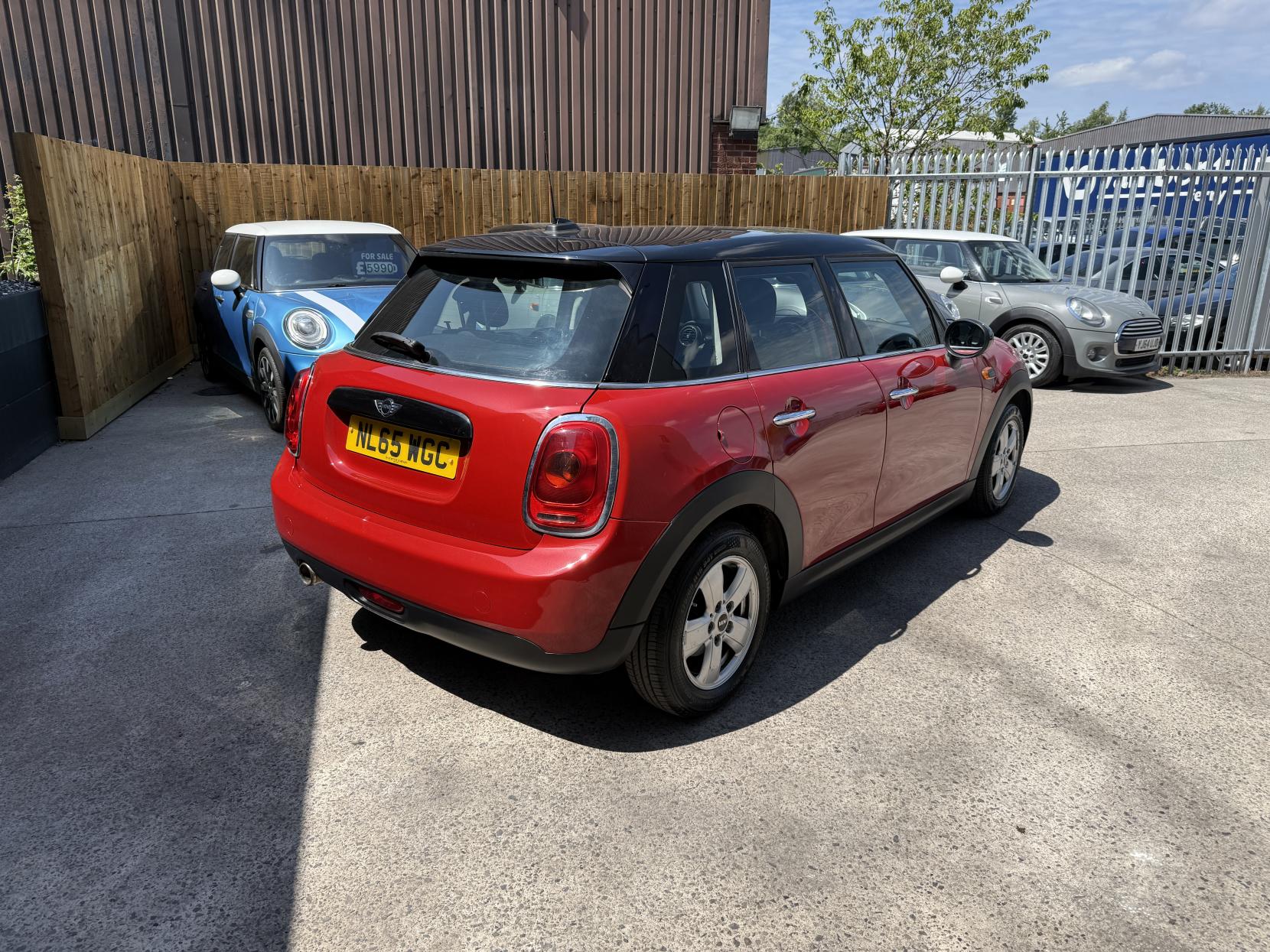 MINI Hatch 1.5 Cooper D Hatchback 5dr Diesel Manual Euro 6 (s/s) (116 ps)