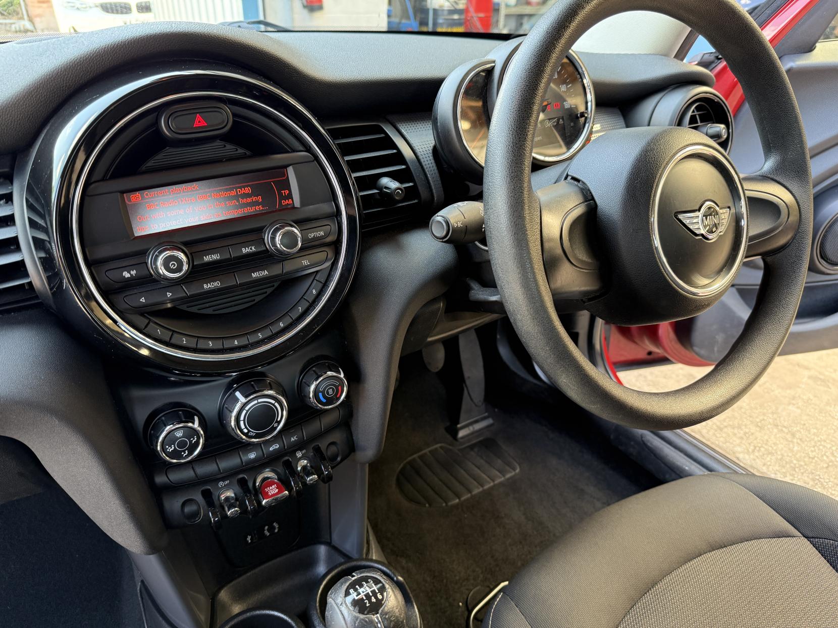 MINI Hatch 1.5 Cooper D Hatchback 5dr Diesel Manual Euro 6 (s/s) (116 ps)