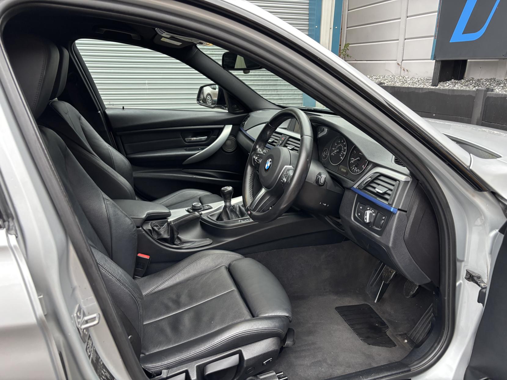 BMW 3 Series 2.0 318d M Sport Saloon 4dr Diesel Manual Euro 5 (s/s) (143 ps)