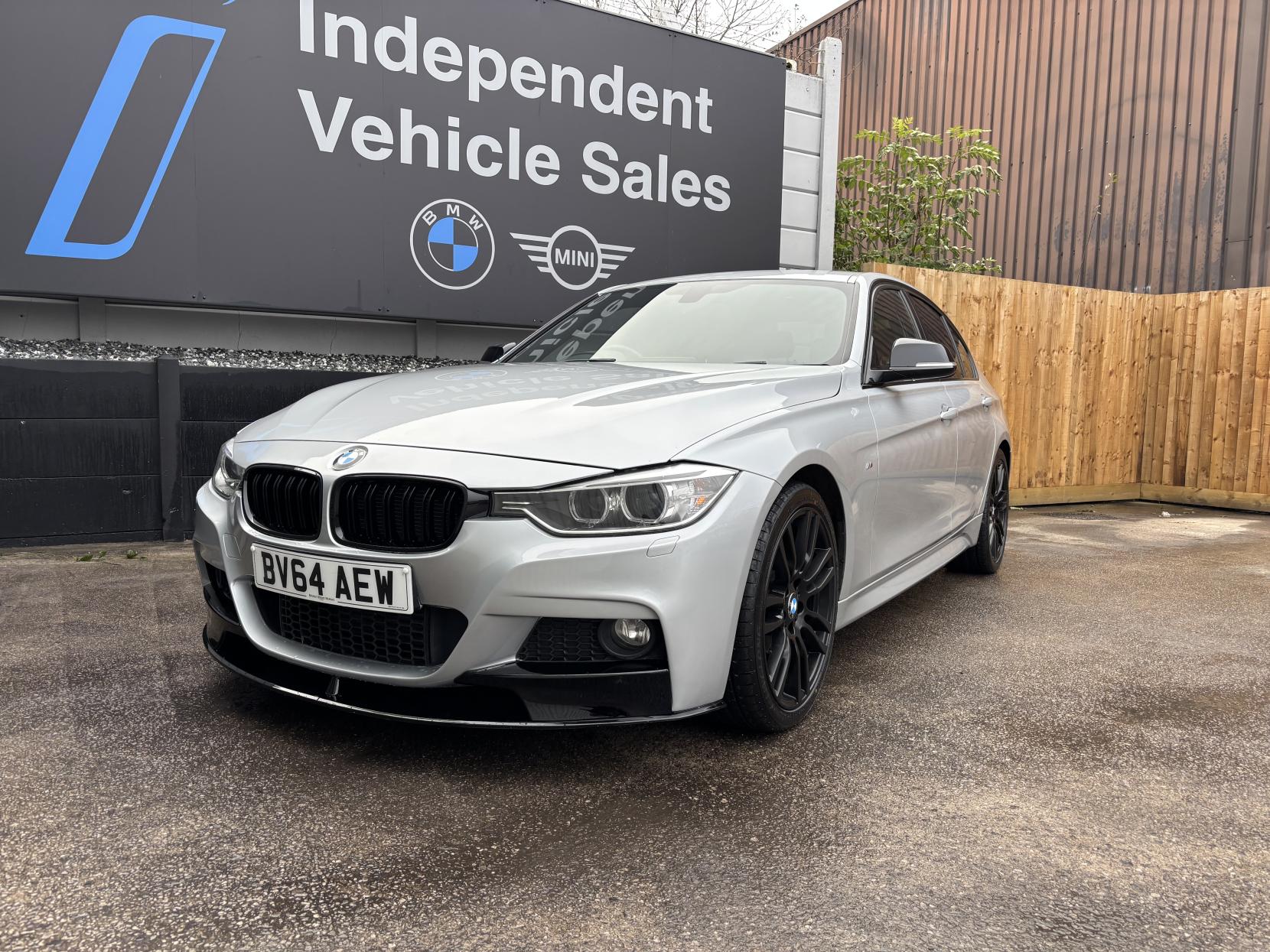 BMW 3 Series 2.0 318d M Sport Saloon 4dr Diesel Manual Euro 5 (s/s) (143 ps)