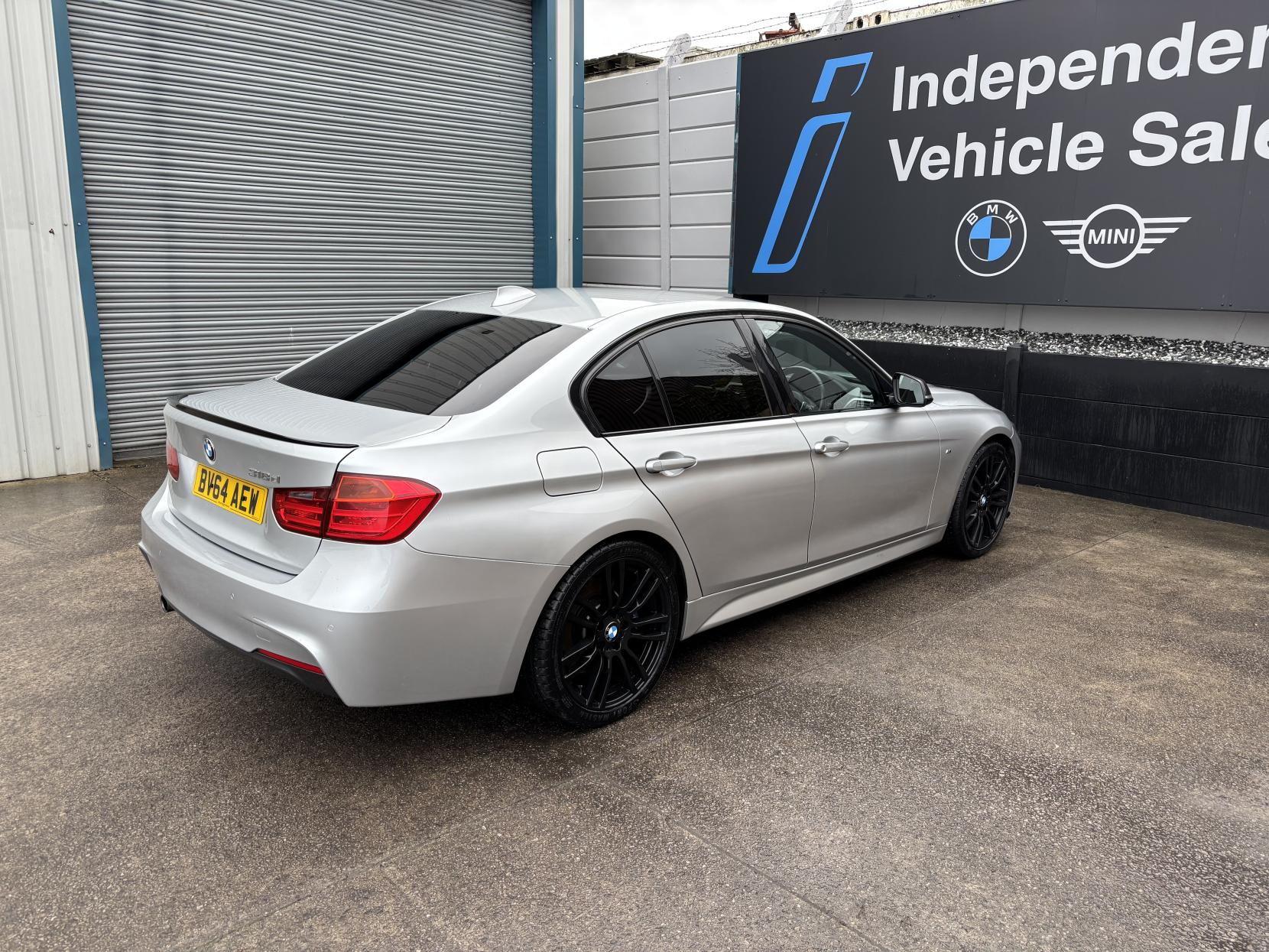 BMW 3 Series 2.0 318d M Sport Saloon 4dr Diesel Manual Euro 5 (s/s) (143 ps)