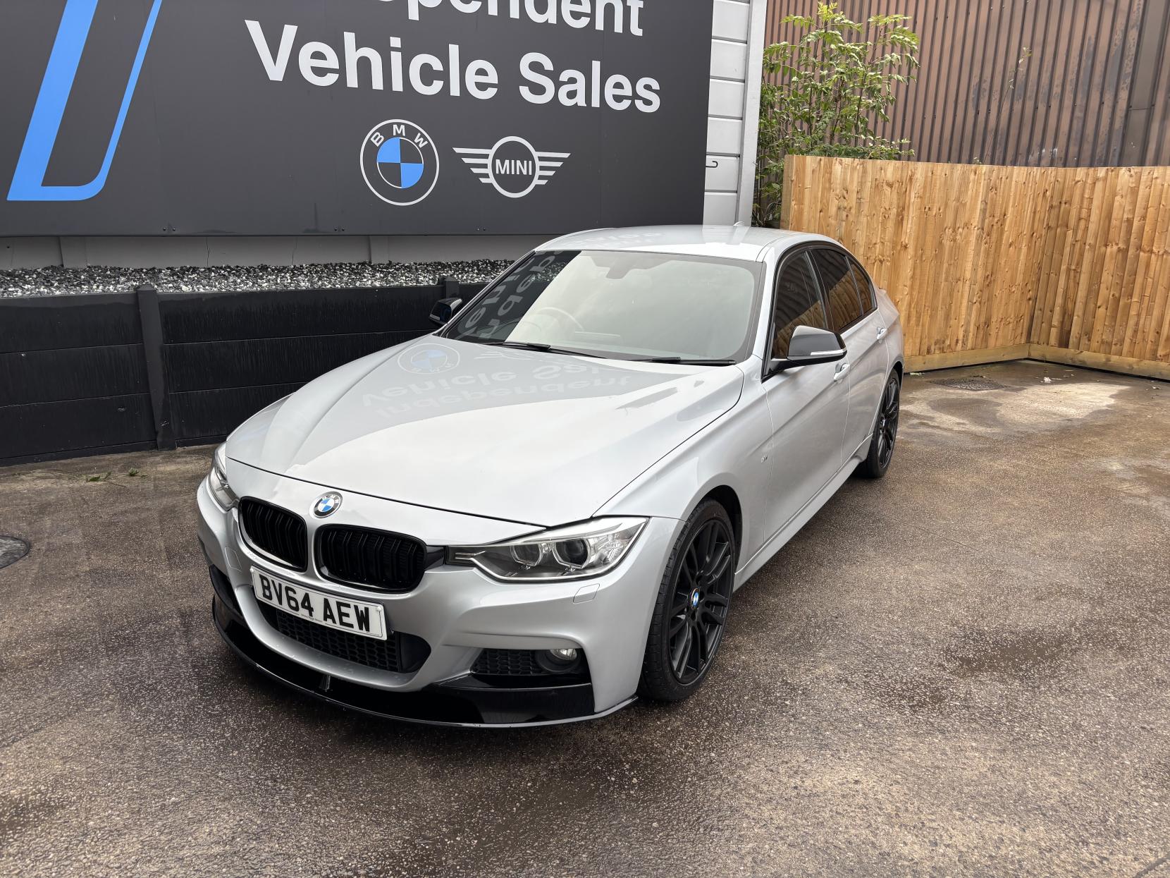 BMW 3 Series 2.0 318d M Sport Saloon 4dr Diesel Manual Euro 5 (s/s) (143 ps)