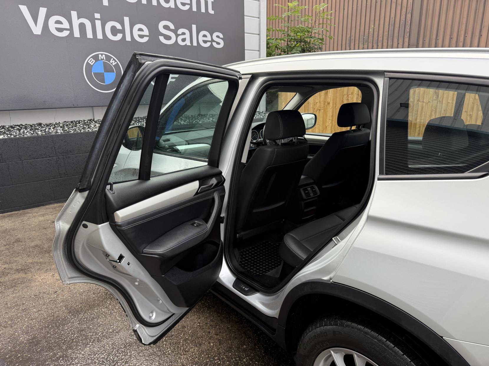 BMW X3 2.0 20d SE SUV 5dr Diesel Manual xDrive Euro 5 (s/s) (184 ps)