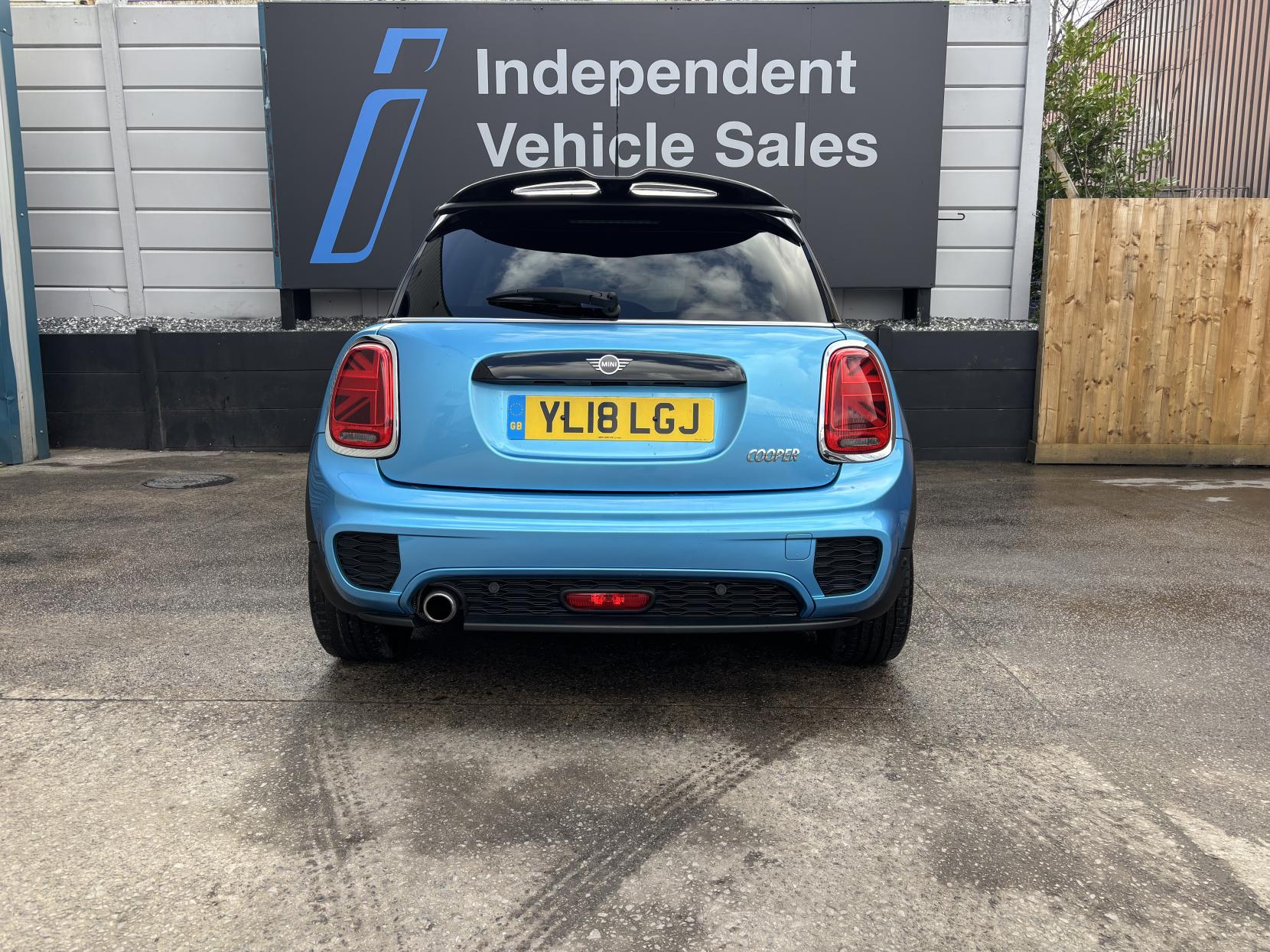 MINI Hatch 1.5 Cooper Hatchback 3dr Petrol Manual Euro 6 (s/s) (136 ps)