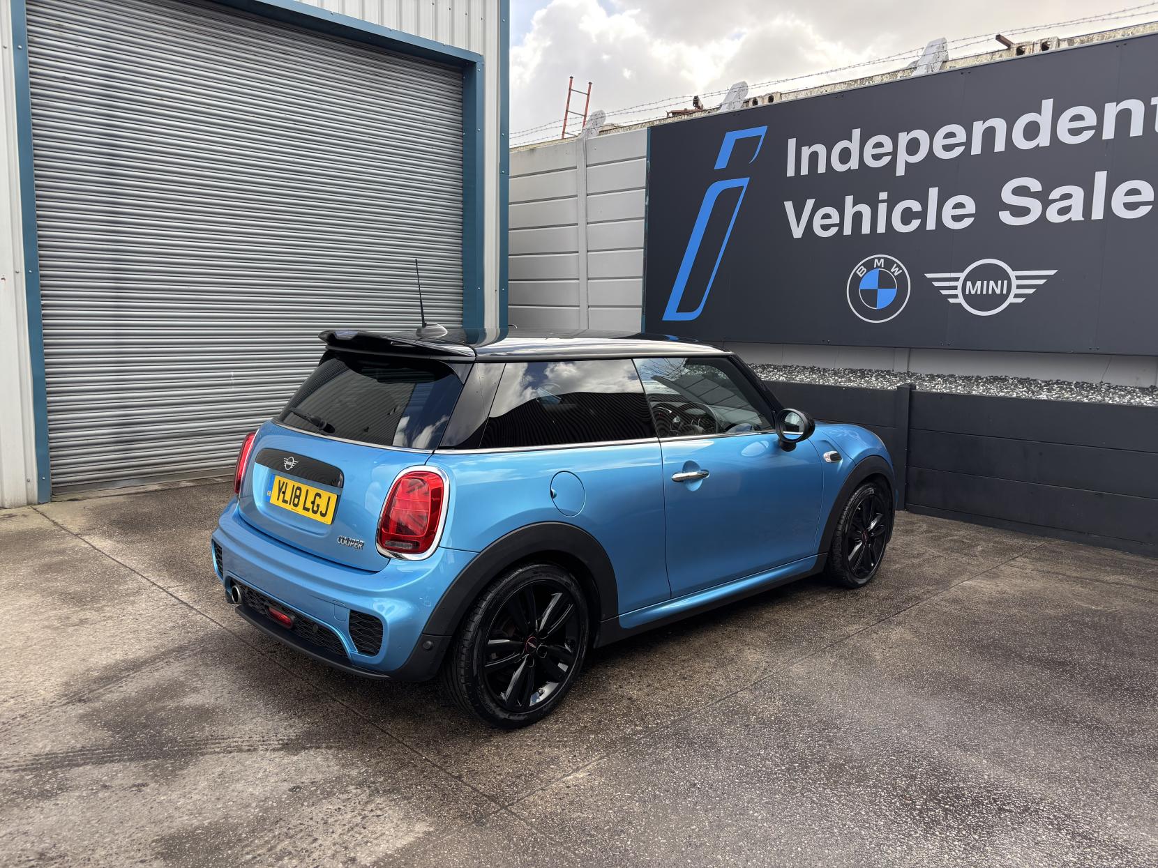 MINI Hatch 1.5 Cooper Hatchback 3dr Petrol Manual Euro 6 (s/s) (136 ps)