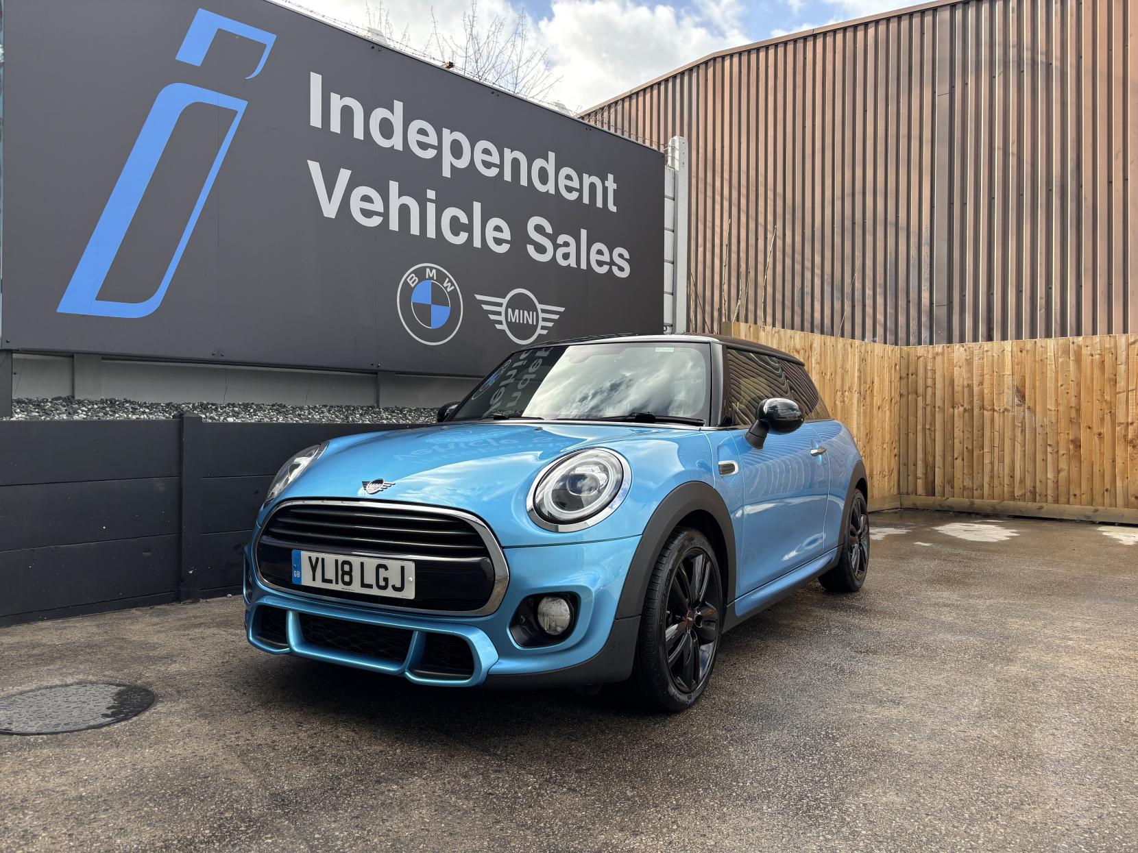 MINI Hatch 1.5 Cooper Hatchback 3dr Petrol Manual Euro 6 (s/s) (136 ps)