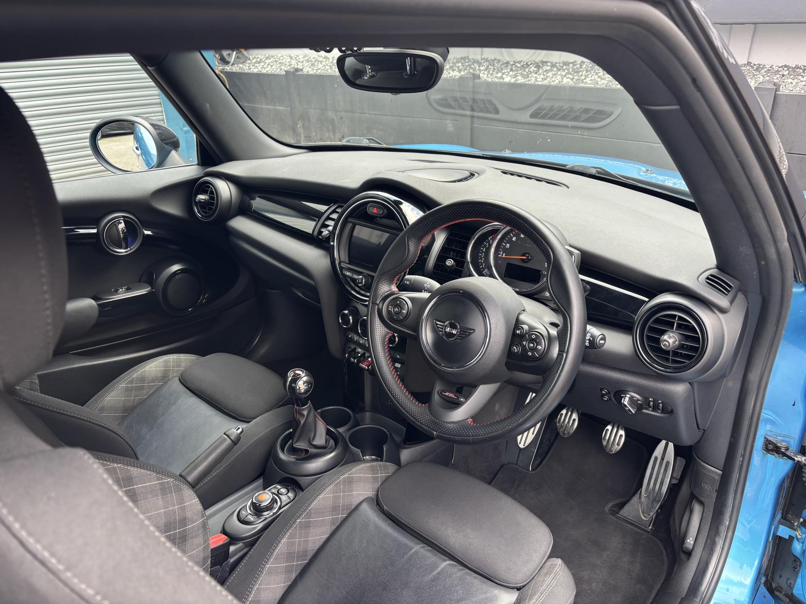 MINI Hatch 1.5 Cooper Hatchback 3dr Petrol Manual Euro 6 (s/s) (136 ps)