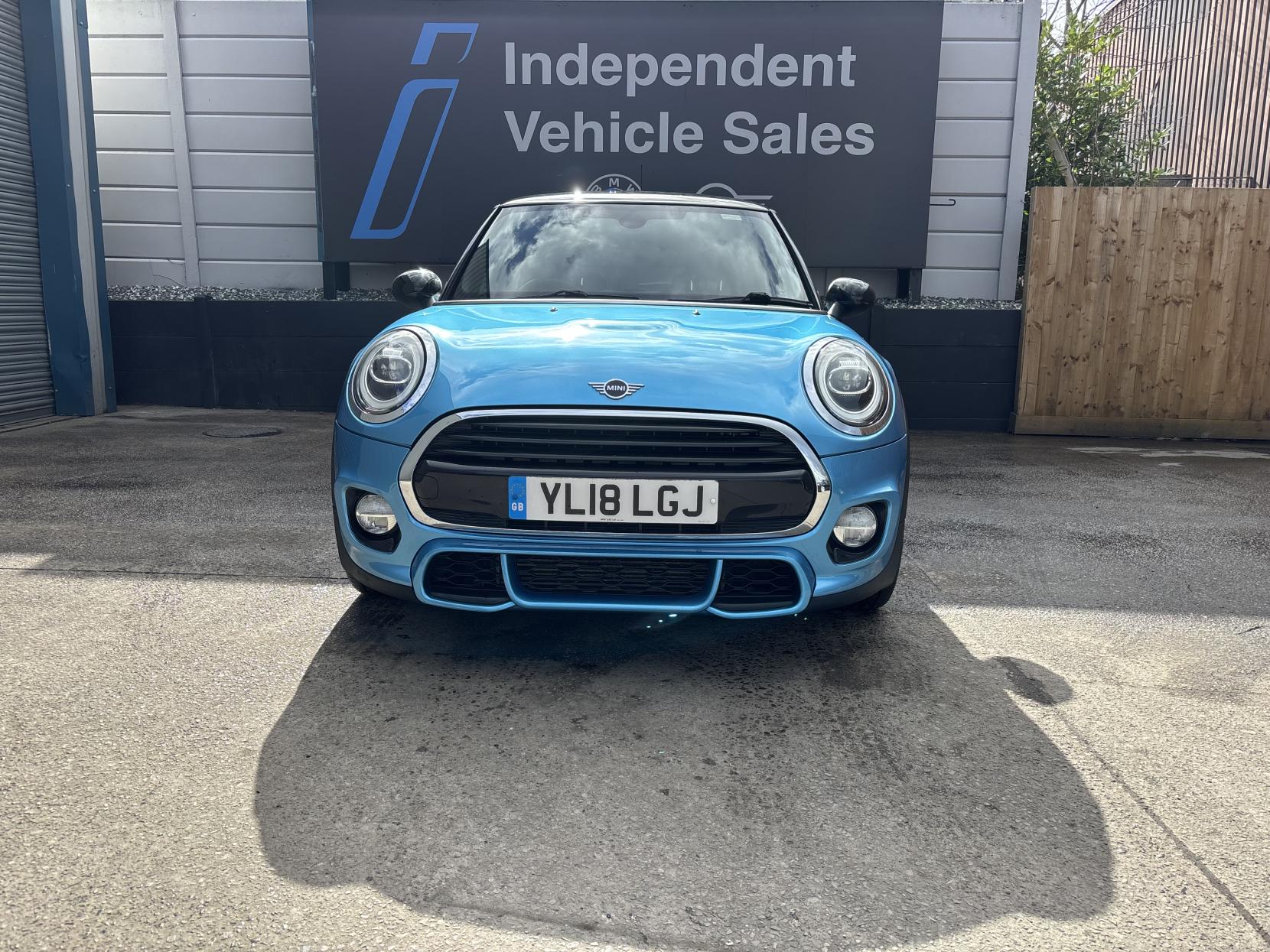 MINI Hatch 1.5 Cooper Hatchback 3dr Petrol Manual Euro 6 (s/s) (136 ps)
