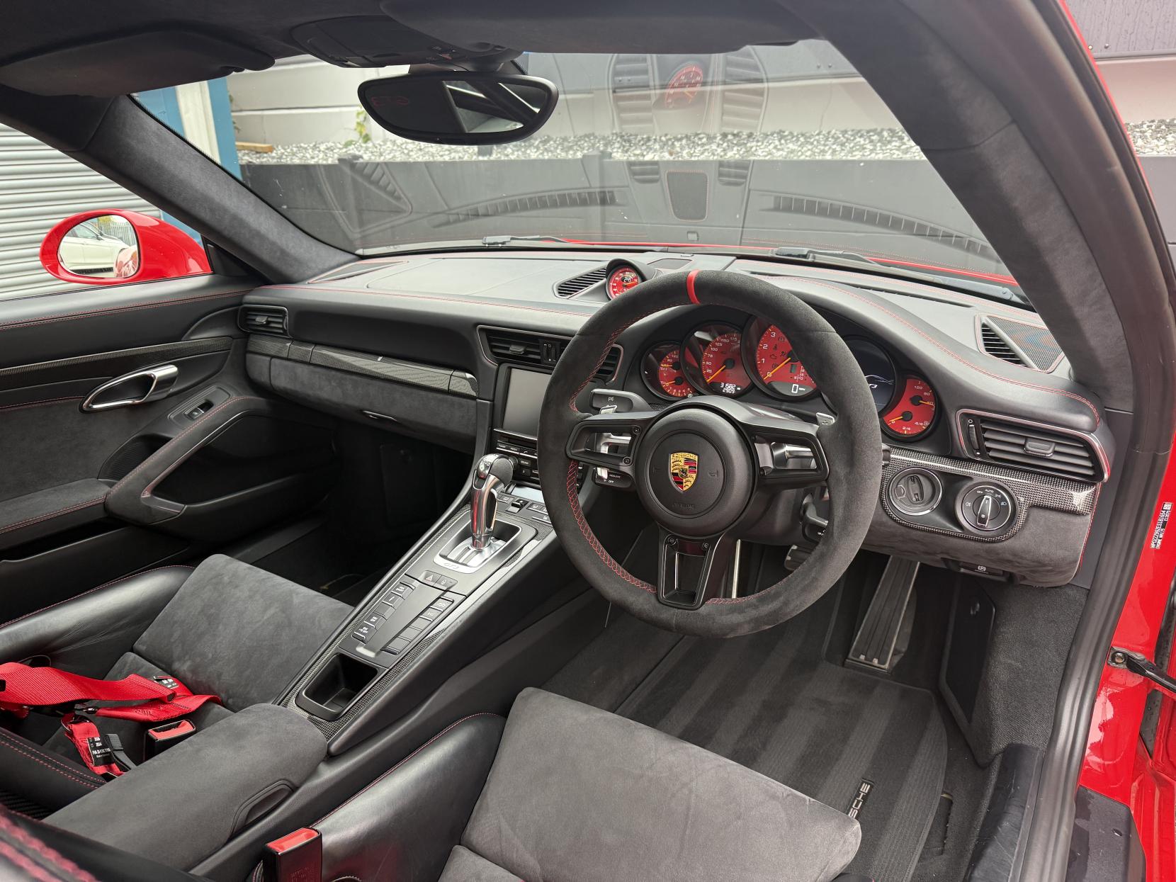 Porsche 911 3.8 991 GT3 Coupe 2dr Petrol PDK Euro 6 (475 ps)