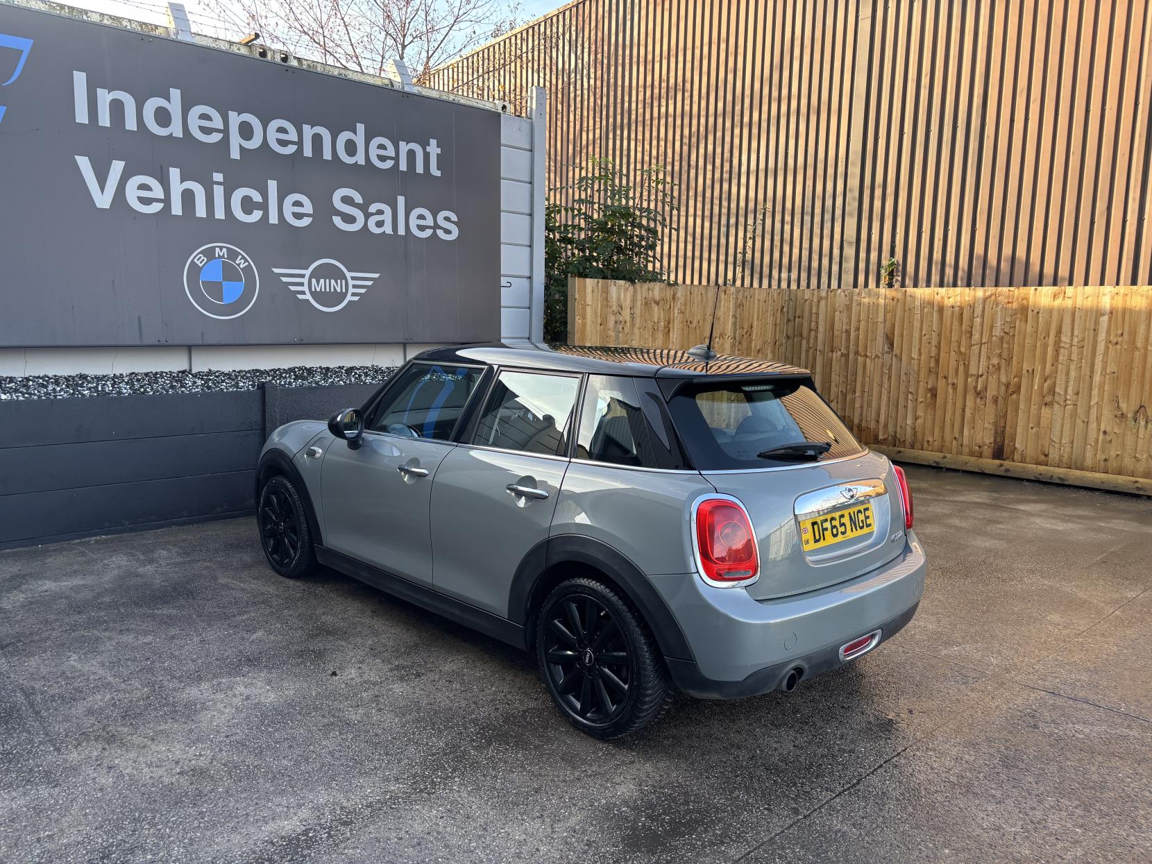 MINI Hatch 1.5 Cooper Hatchback 5dr Petrol Manual Euro 6 (s/s) (136 ps)