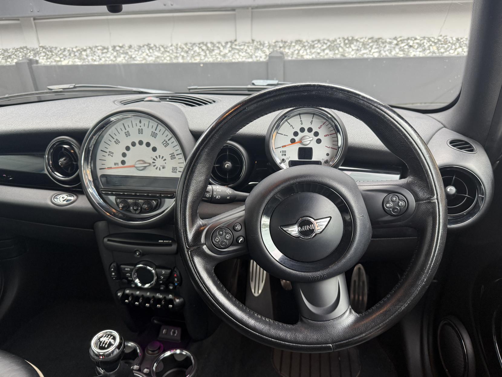 MINI Convertible 2.0 Cooper SD Convertible 2dr Diesel Manual Euro 5 (s/s) (143 ps)