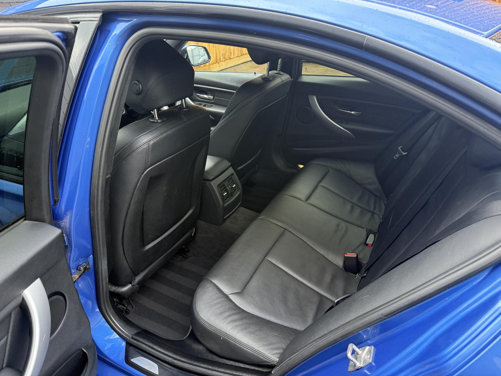 BMW 3 Series 2.0 320i M Sport Saloon 4dr Petrol Manual Euro 6 (s/s) (184 ps)