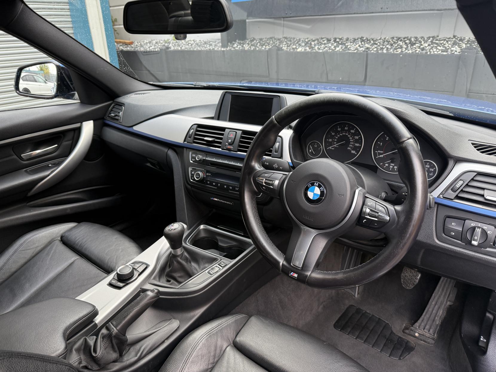 BMW 3 Series 2.0 320i M Sport Saloon 4dr Petrol Manual Euro 6 (s/s) (184 ps)