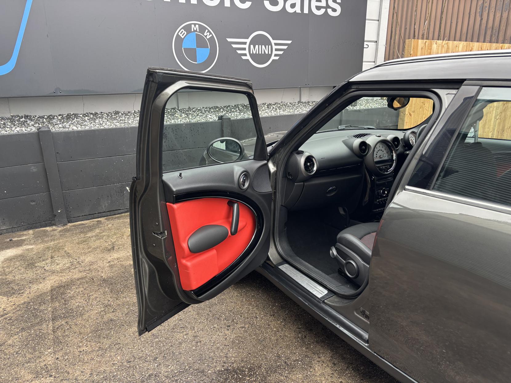 MINI Countryman 1.6 Cooper SUV 5dr Petrol Manual Euro 5 (s/s) (122 ps)