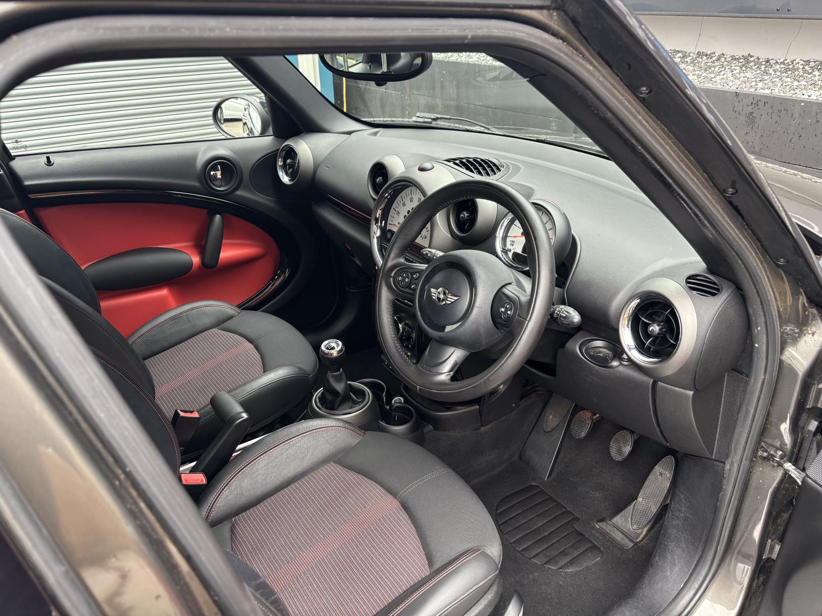 MINI Countryman 1.6 Cooper SUV 5dr Petrol Manual Euro 5 (s/s) (122 ps)