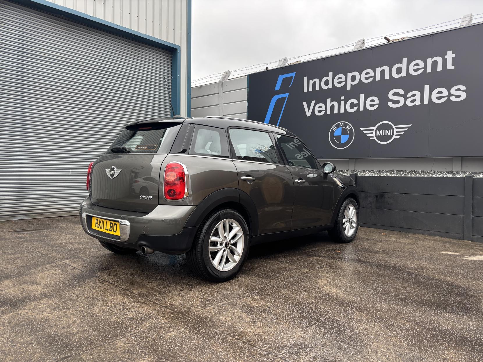 MINI Countryman 1.6 Cooper SUV 5dr Petrol Manual Euro 5 (s/s) (122 ps)