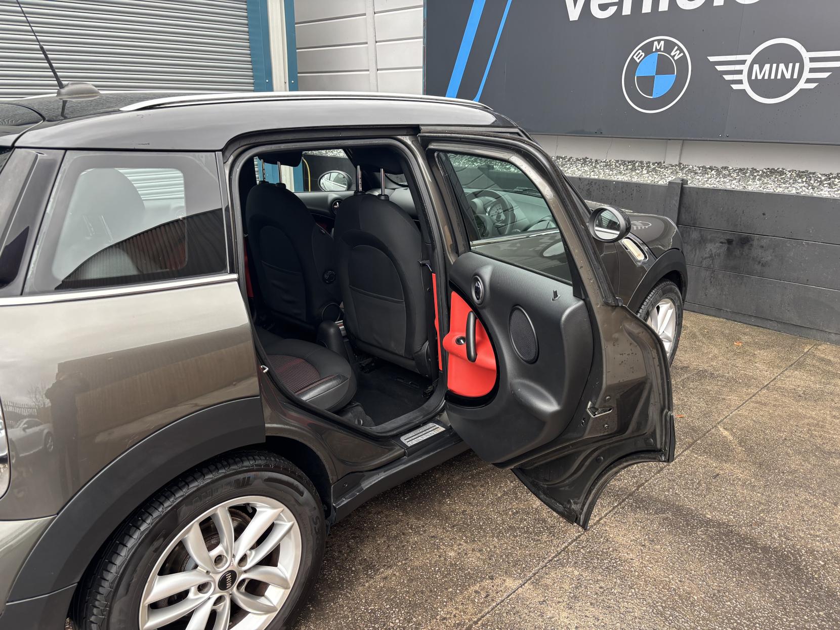 MINI Countryman 1.6 Cooper SUV 5dr Petrol Manual Euro 5 (s/s) (122 ps)