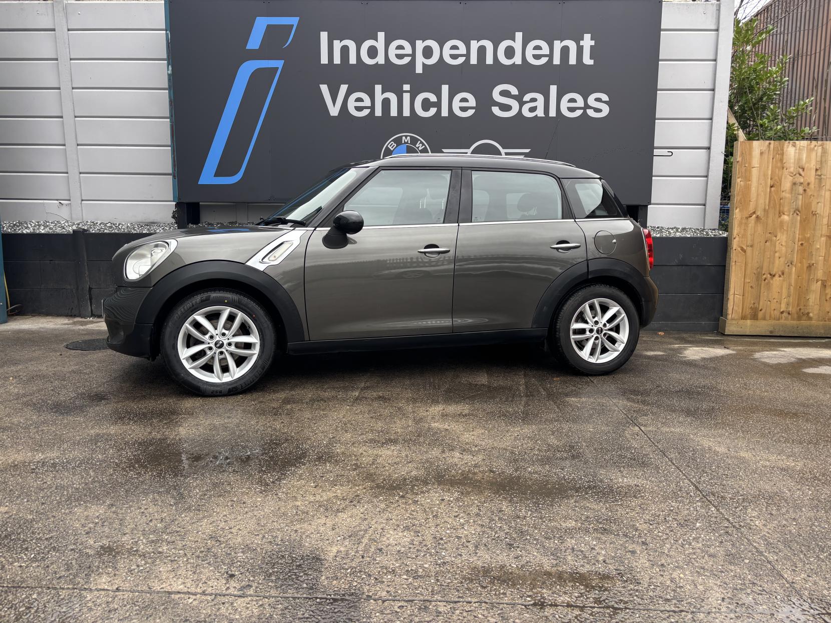 MINI Countryman 1.6 Cooper SUV 5dr Petrol Manual Euro 5 (s/s) (122 ps)