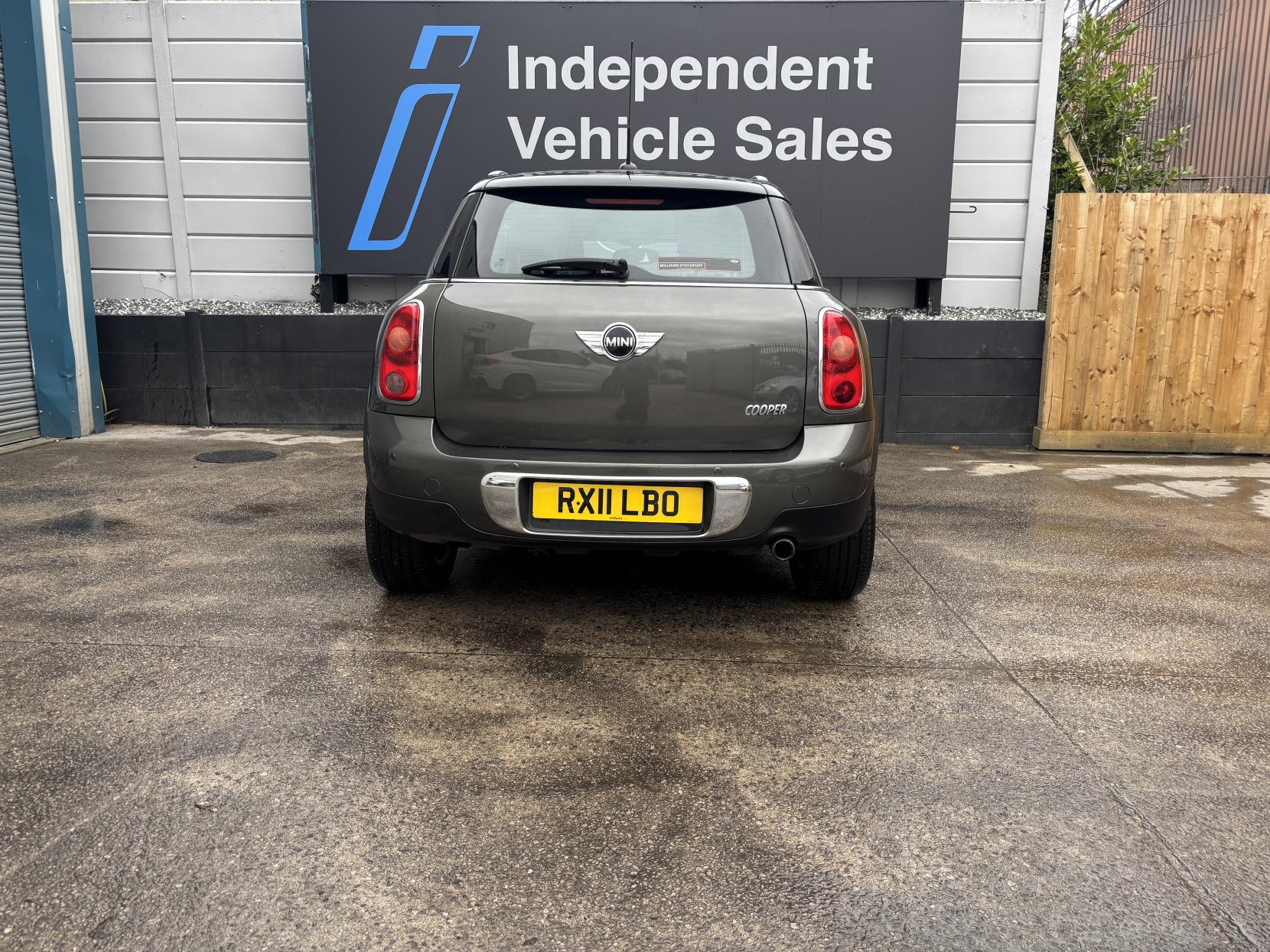 MINI Countryman 1.6 Cooper SUV 5dr Petrol Manual Euro 5 (s/s) (122 ps)